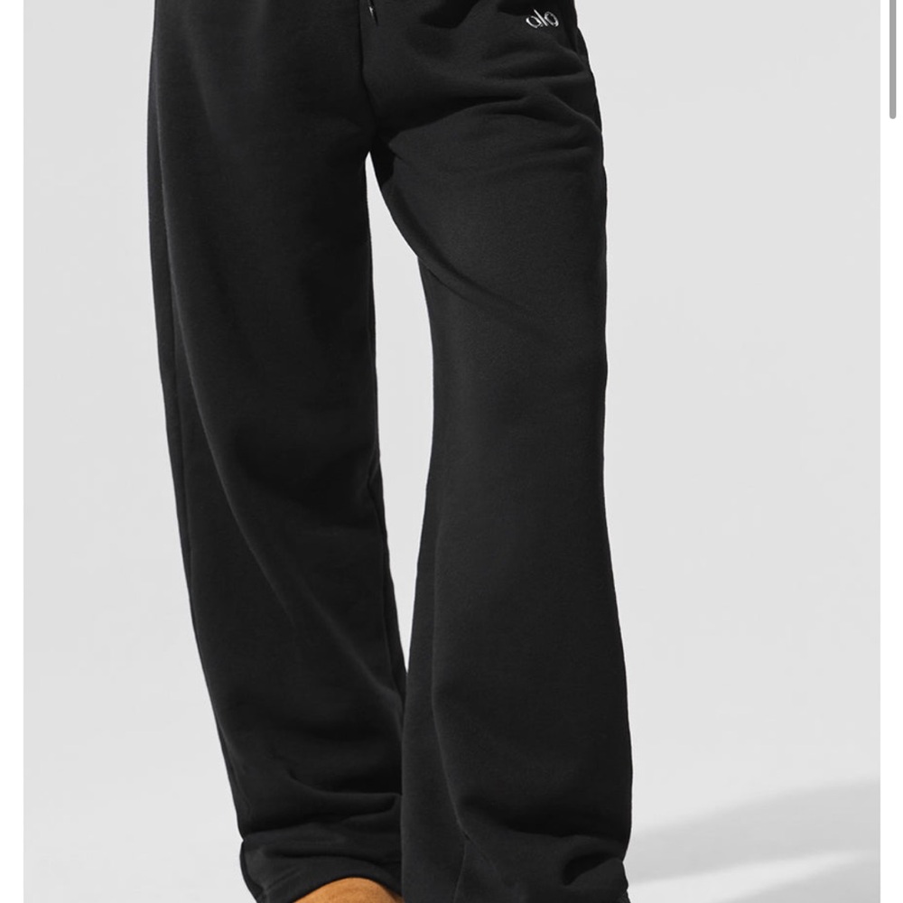 ALO Yoga Black Straight leg Pants